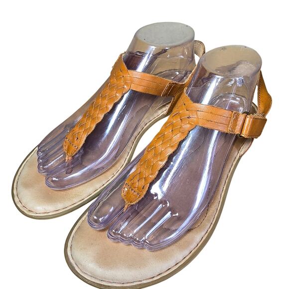 Born Yarrow Brown Leather Thong Strappy Sandal Size 9
Excellent Cushioned - Picture 4 of 8